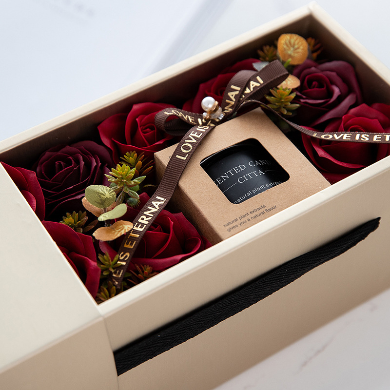 Hộp Quà Tặng Nến & Hoa